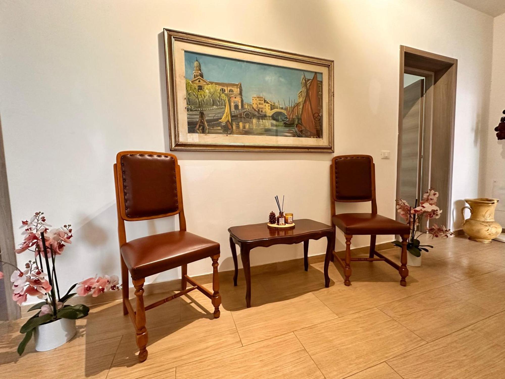 Casa Luna Apartment *